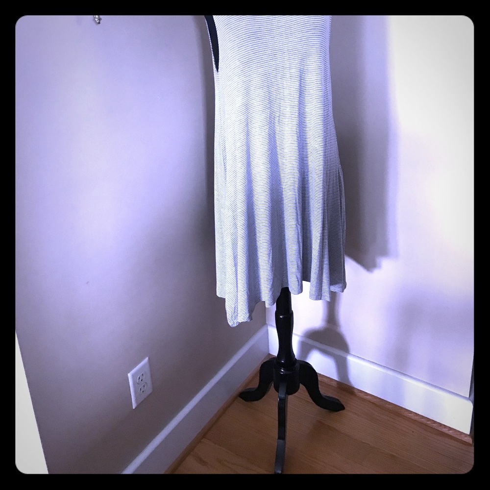 Brand New LaClass Beach Casual Dress - Picture 2 of 8